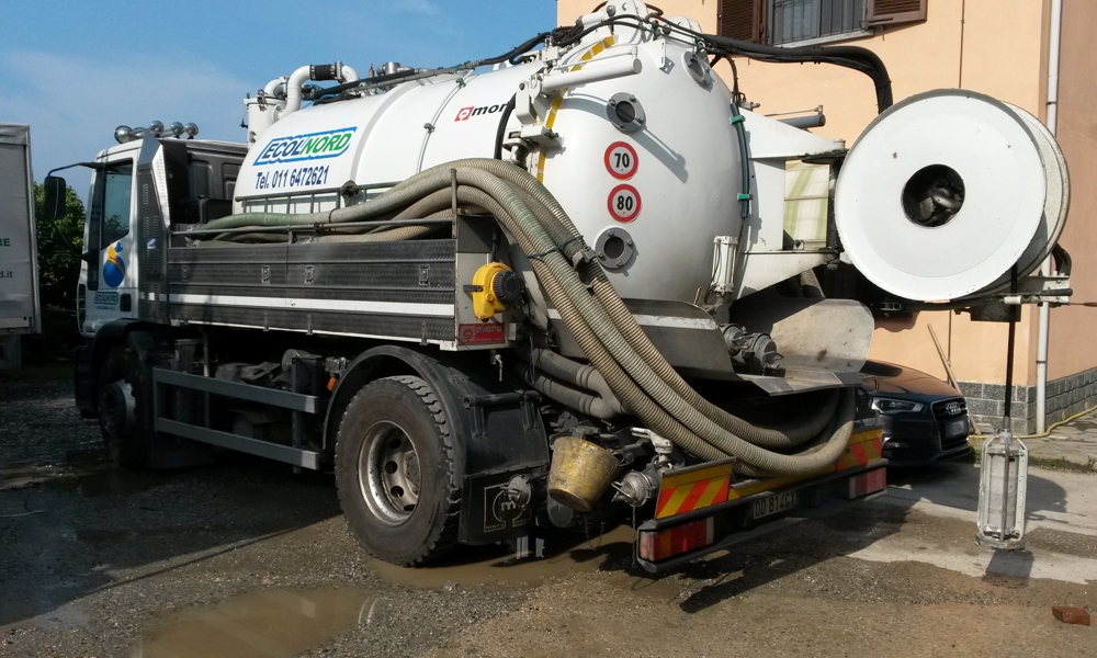 Scegli Ecolnord per il servizio di autospurgo a Torino